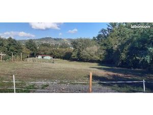 Terrain 700 m² Abrest