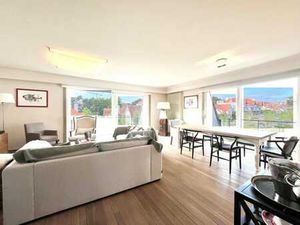 Magnifique appartement non-meublé à quelques pas de la Place