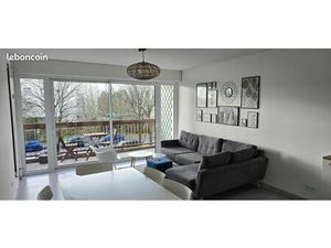 Appartement T3 env 68m2 avec garage