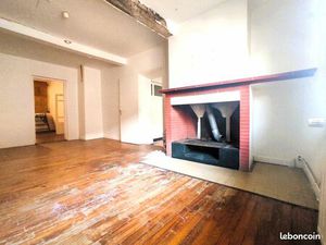 Maison de village  92 m2 hab. + potentiel aménageable + garage + cours