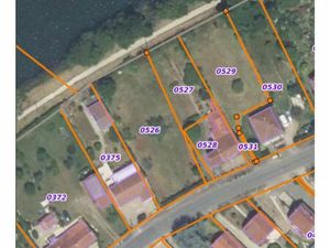 Terrain 1326 m² CEPOY