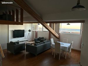 Loue magnifique loft vue mer