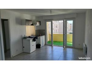 Appartement 2 pieces 42 metres carres balcon