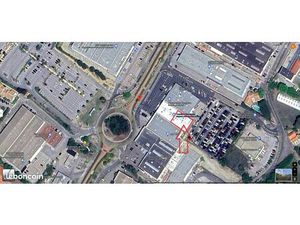 Local commercial avenue d'espagne