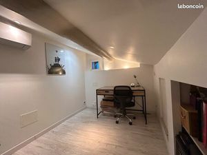 À VENDRE – Maison de village clé en main – Jardin  terrasse  garage & parking