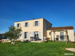 Maison contemporaine lumineuse proche du centre