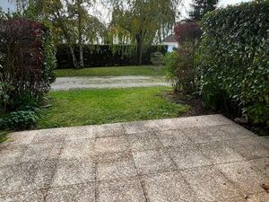 T2 de 56 m² entièrement rénové – Terrasse plein sud – Parking privé – Centre de Royan