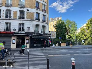 Boutique 8871 m² PARIS