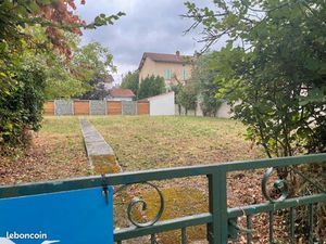 Terrain 470 m² Revel