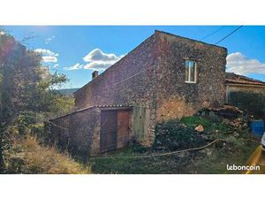 Grange + cave + dépendances