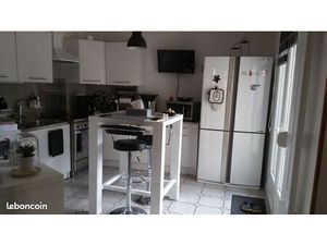 Maison individuelle + 9 garages