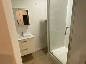 Loue T1 avec Terrasse