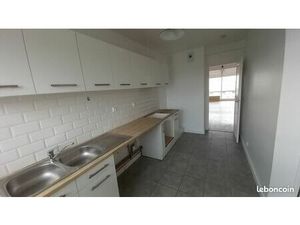 APPARTEMENT F4 82m² MELUN