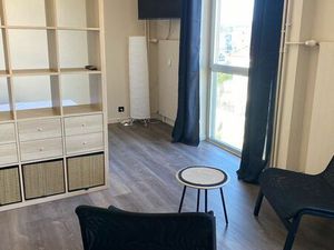 Studio 30m2 meublé bord Meuse