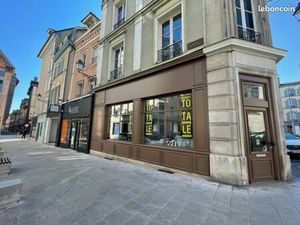 Local commercial 48 m² TROYES