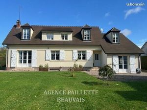 Propriété 8 pièces 184 m²