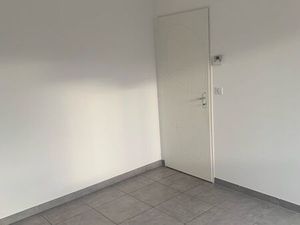 Local dans cabinet paramédical