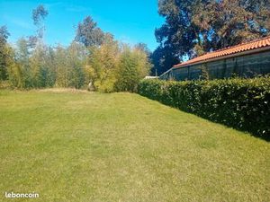 Terrain 600 m² Ares