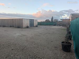 Location HANGAR A CHANTECOQ