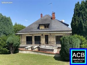 Maison 8 pièces 200 m²