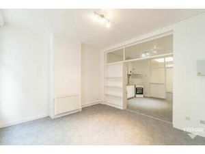 Rez-De-Chaussée à louer à Rue d'Alsace-Lorraine 9 Ixelles (VBD64517)
