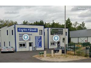 2 BATIMENTS 288m² + 200m²  sur 2 niveaux  dans la ZAC de Villemandeur (limitrophe à Montar