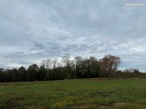 Terrain 700 m² Dax