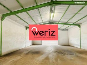 Local industriel 135 m²