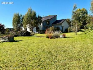 Maison 8 pièces 295 m²