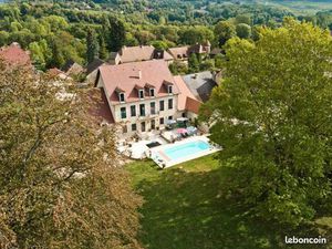 Demeure Vigneronne Bourgeoise-Parc  piscine et Spa-Jura d'Exception
