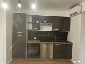 Jolie petite maison à étage à Grand-Fort Phiippe