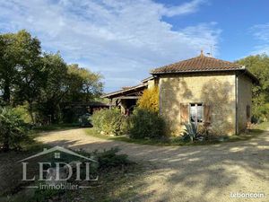 Propriété 5 pièces 188 m²