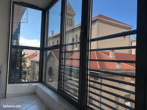 Studio 1 pièce 36 m²