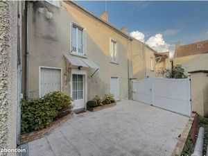 Maison de bourg ancienne