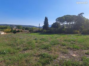 Terrain 1206 m² Aix-en-Provence