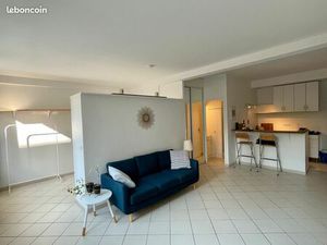 Loue appartement 2 pièces ouvert 38m² plein sud  rue calme  petite copropriété - Paris 20è