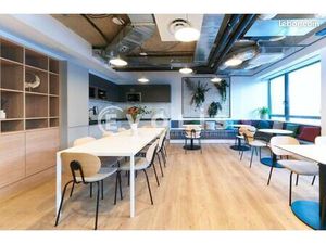 Bureaux 727 m²