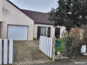 Location maison secteur Courteille