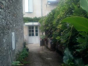 Maison de village proche libos centre