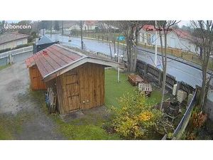 Local commercial sanguinet