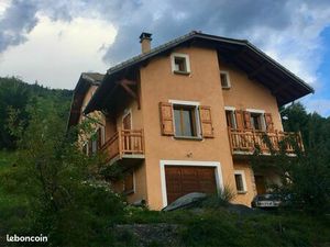 Maison 140m2 + 70m de garage sur terrain de 1050m2