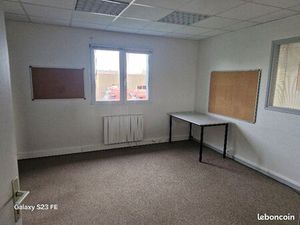 À louer – Plateau de bureaux d’environ 145 m² – ZAC du 14 Juillet  Saint-Laurent-Blangy