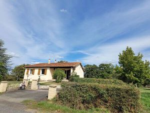 Maison de 97 m2 située sur la commune d'ALLOUE 16