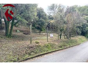 Terrain 680 m² SEILLONS SOURCE D ARGENS