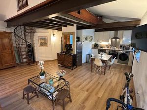 Appartement centre Villeneuve lez Avignon