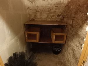 Cave saine et sécurisée (idéal stockage)