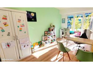 Bureau à louer dans cabinet