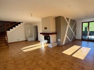 Maison avec de beaux volumes  à fort potentiel