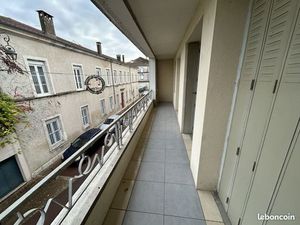 Maison 3 pièces 96 m²