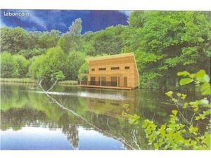 Etang avec possibilité de construction gîtes de pêche  villa sur pilotis  et cabane dans l